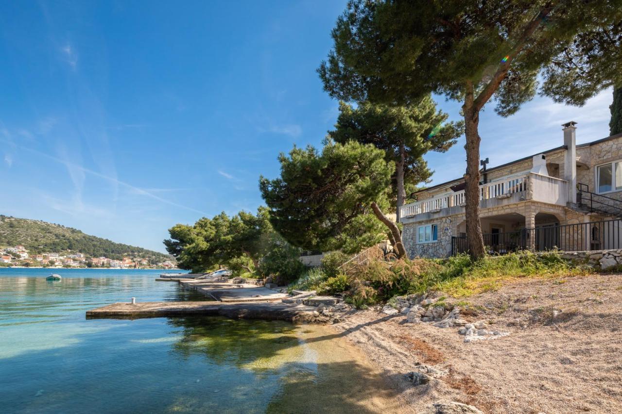Estella Villa Apartments Рогозниця Екстер'єр фото